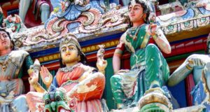 क्या ईश्वर वास्तव में श्रेष्ठ है ?